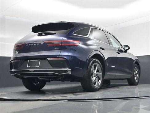 New 2026 Genesis GV70 2.5T Advanced image 26