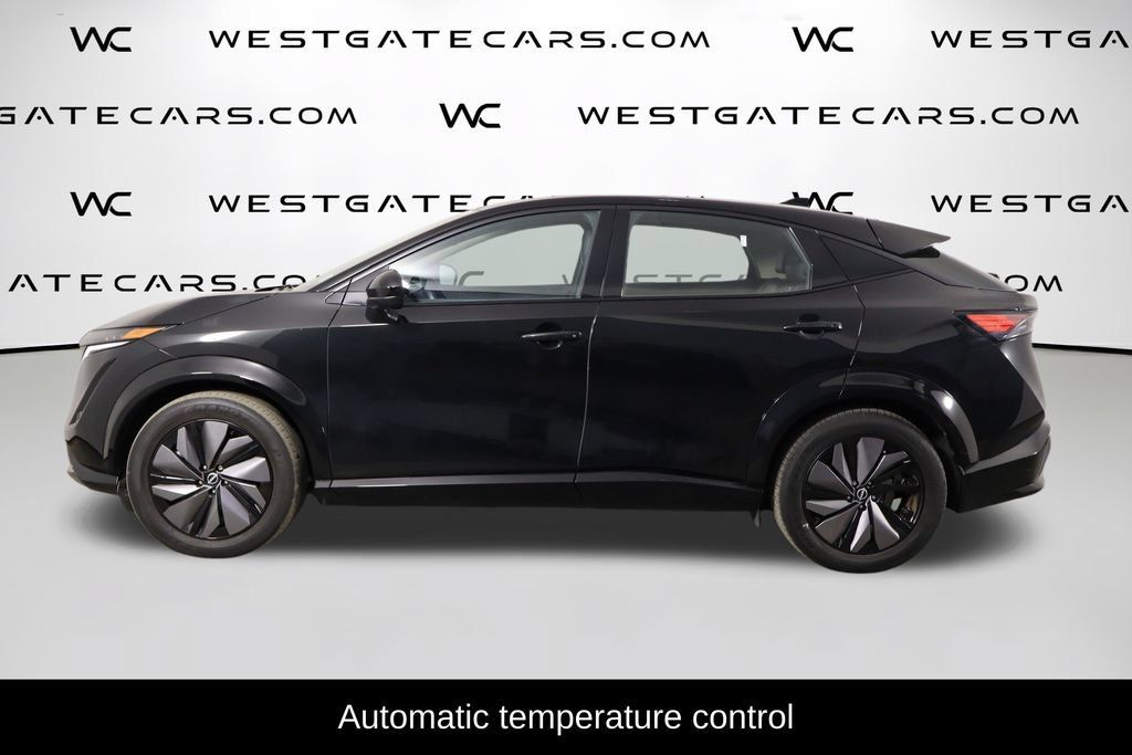 Used 2024 Nissan Ariya AWD image 5