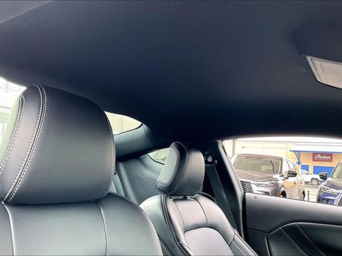 Used 2025 Ford Mustang Premium image 20