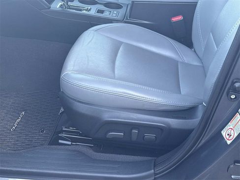 Used 2019 Subaru Outback 2.5i Limited image 27