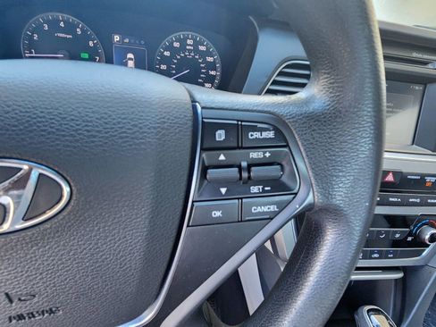 Used 2017 Hyundai Sonata SE FWD image 37