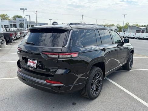 New 2026 Jeep Grand Cherokee L Summit AWD/4WD image 8