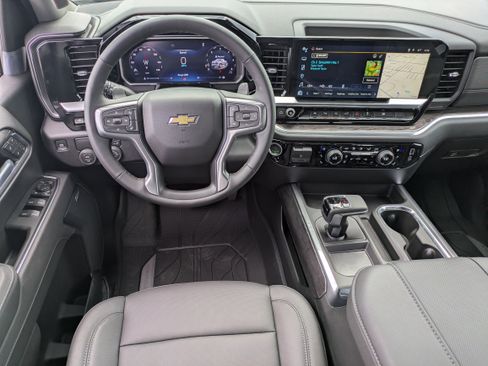 New 2026 Chevrolet Silverado 1500 LTZ w/ Technology Package RWD image 17
