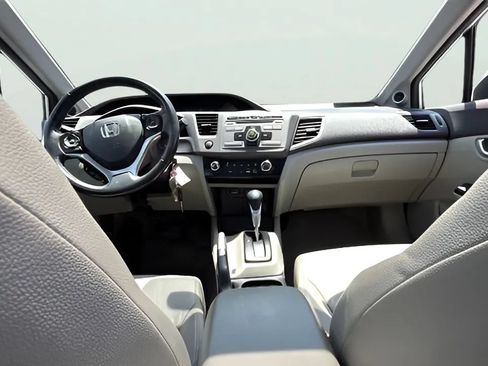 Used 2012 Honda Civic EX-L image 9