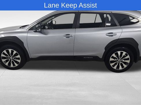 Used 2023 Subaru Outback Limited AWD/4WD image 7