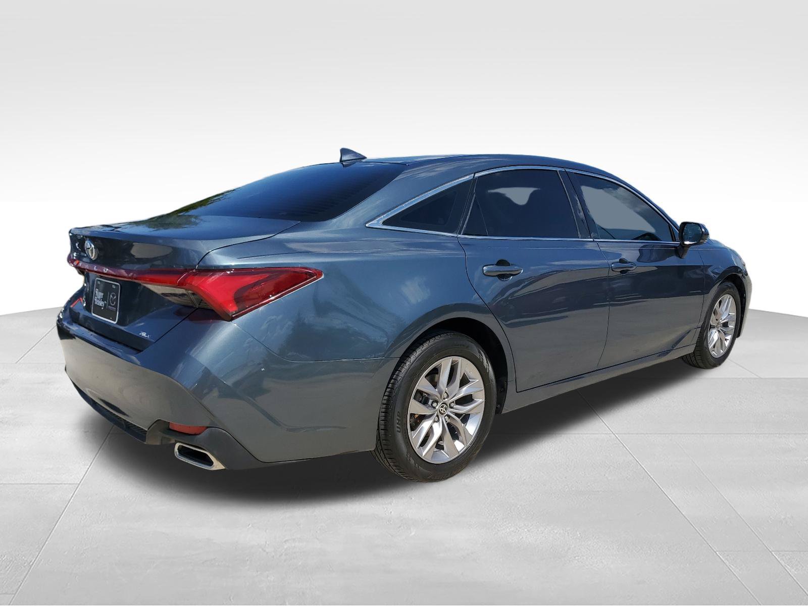 Used 2021 Toyota Avalon XLE FWD image 5