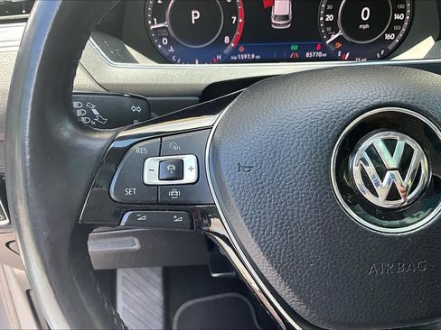 Used 2019 Volkswagen Tiguan SEL Premium AWD/4WD image 24