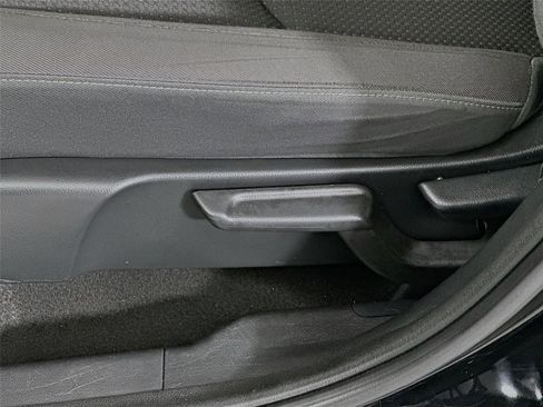 Used 2019 Honda HR-V EX image 22