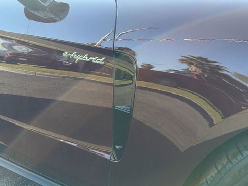 Used 2018 Porsche Panamera 4 image 16