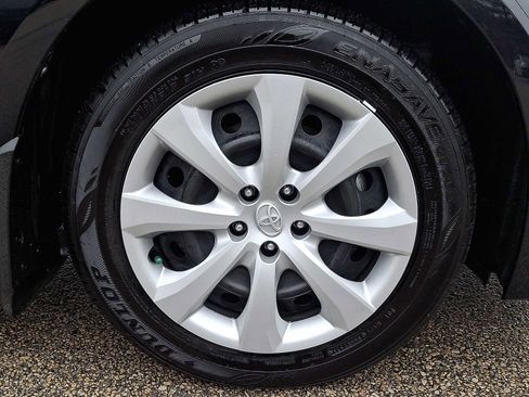 Used 2025 Toyota Corolla LE image 10