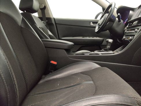 Used 2019 Kia Optima S w/ S Panoramic Sunroof Package FWD image 21