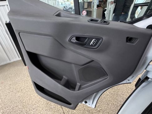 Used 2024 Ford Transit 250 Low Roof w/ Exterior Upgrade Package image 25