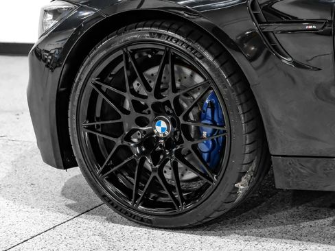 Used 2019 BMW M4 Coupe w/ Competition Package RWD image 48