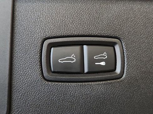 Certified 2023 Porsche Cayenne GTS AWD/4WD image 29
