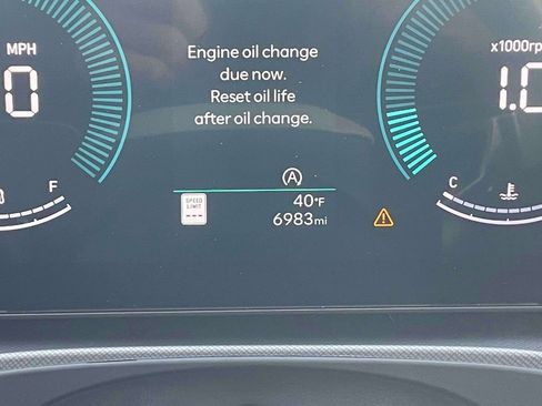 Used 2025 Hyundai Santa Fe SE image 25