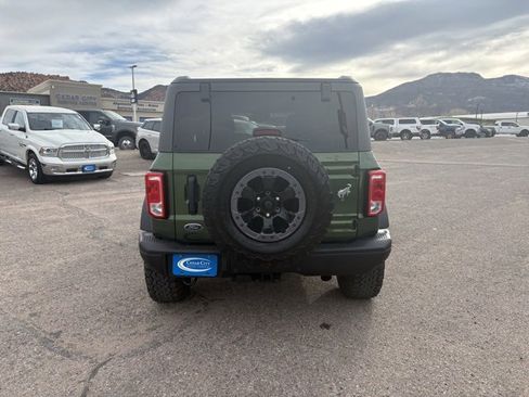 Used 2022 Ford Bronco Black Diamond image 4