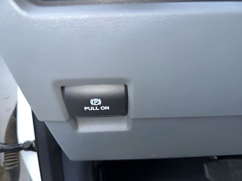 Used 2024 Ford F350 XLT AWD/4WD image 56