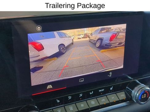 Used 2024 GMC Canyon Elevation w/ Convenience Package image 23