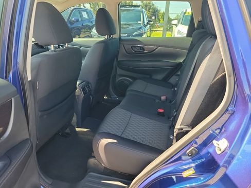 Used 2019 Nissan Rogue S FWD image 9