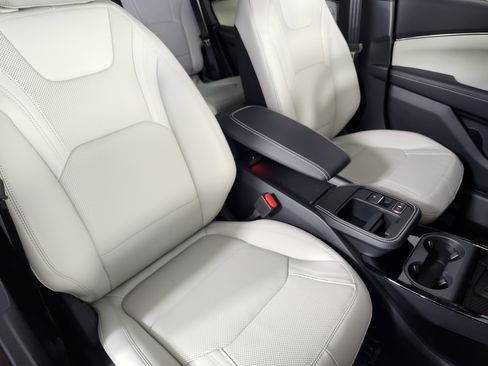 New 2026 Ford Mustang Mach-E Premium image 10