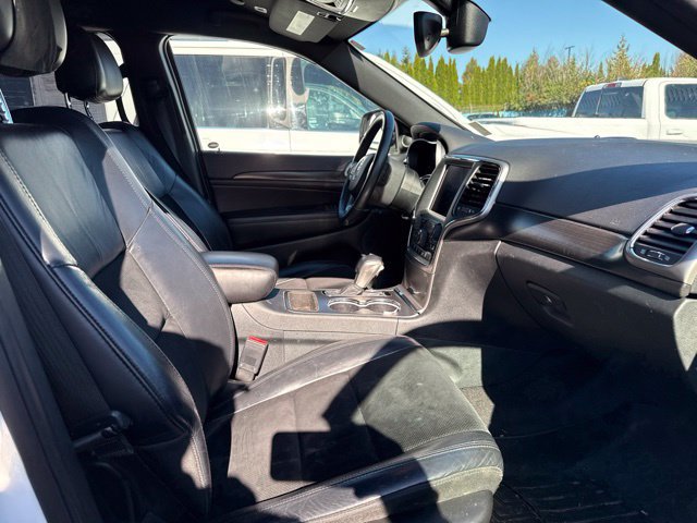 Used 2018 Jeep Grand Cherokee Altitude AWD/4WD image 14