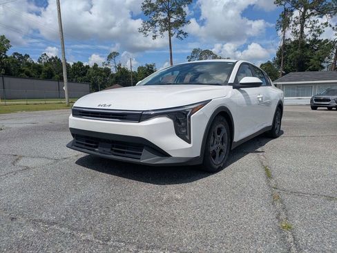 Used 2025 Kia K4 FWD image 8