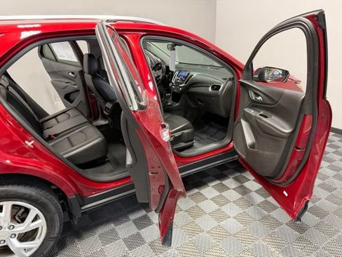 Used 2019 Chevrolet Equinox Premier FWD image 22