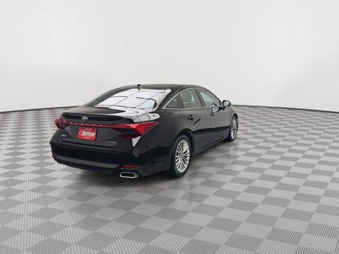Used 2020 Toyota Avalon Limited w/ Advanced Safety Package FWD image 38