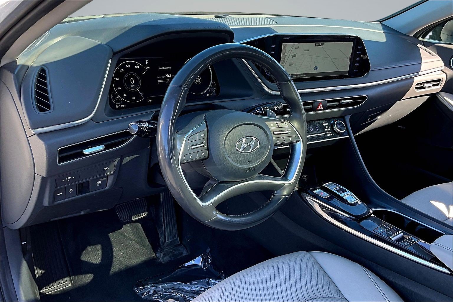 Used 2022 Hyundai Sonata Limited FWD image 11