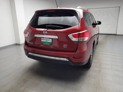 Used 2016 Nissan Pathfinder SV w/ SV Cold Weather Package AWD/4WD image 7