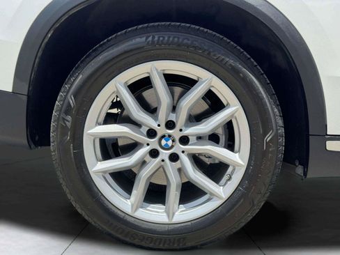 Used 2022 BMW X5 xDrive40i w/ Premium Package AWD/4WD image 78