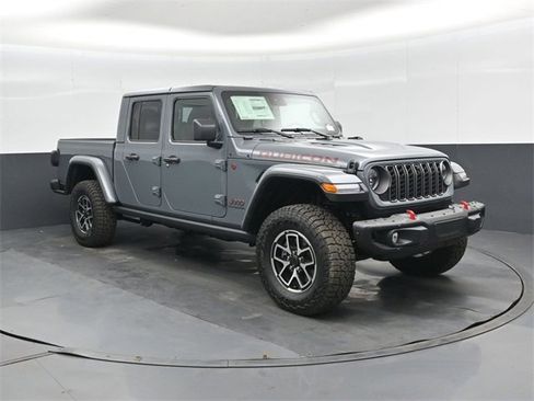 New 2025 Jeep Gladiator Rubicon image 1