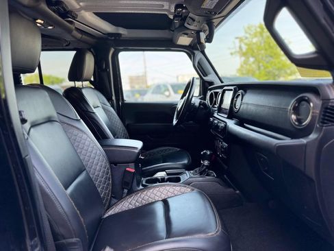 Used 2021 Jeep Wrangler Unlimited Sahara AWD/4WD image 25