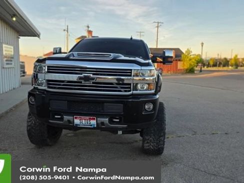 Used 2017 Chevrolet Silverado 3500 High Country w/ Duramax Plus Package AWD/4WD image 15