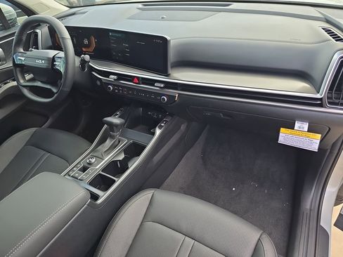 New 2026 Kia Sorento S w/ S Panoramic Sunroof Package FWD image 11