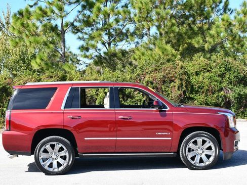 Used 2016 GMC Yukon Denali w/ Open Road Package image 33