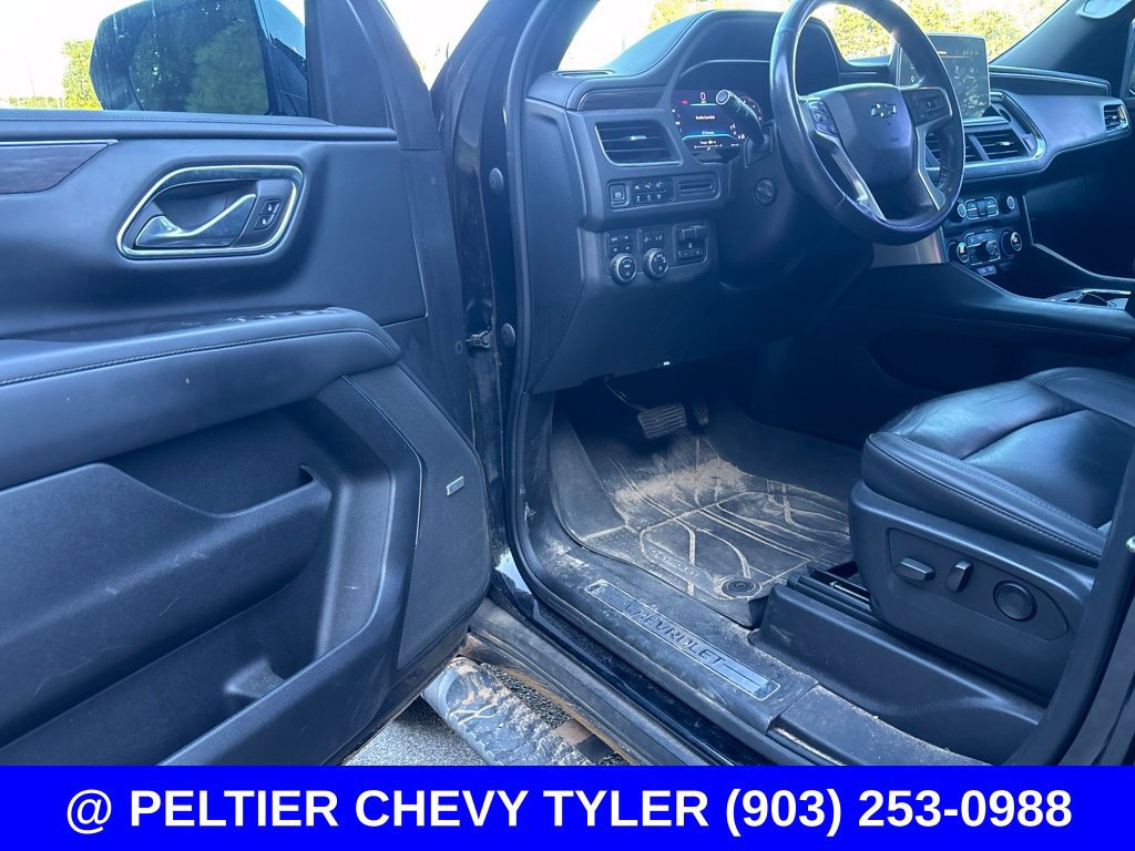Used 2023 Chevrolet Suburban Z71 w/ Z71 Off-Road Package AWD/4WD image 11