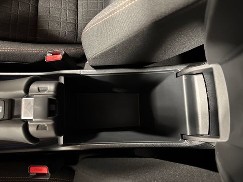 Certified 2024 Honda HR-V Sport image 33