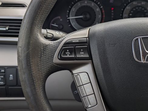 Used 2016 Honda Odyssey EX image 25