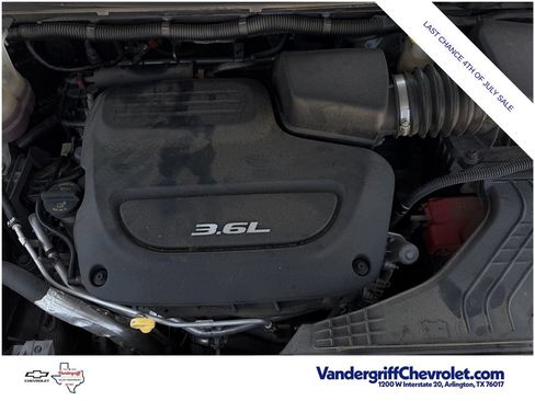 Used 2017 Chrysler Pacifica Limited FWD image 30