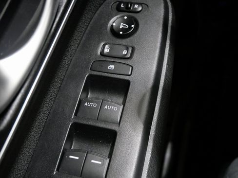 Used 2019 Honda CR-V EX image 14