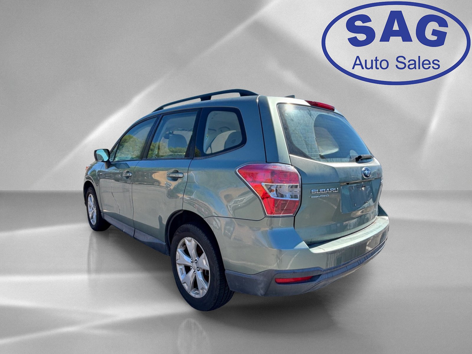 Used 2016 Subaru Forester 2.5i w/ Popular Package #2 AWD/4WD image 4