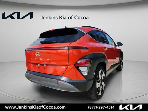 Used 2024 Hyundai Kona Limited FWD image 5