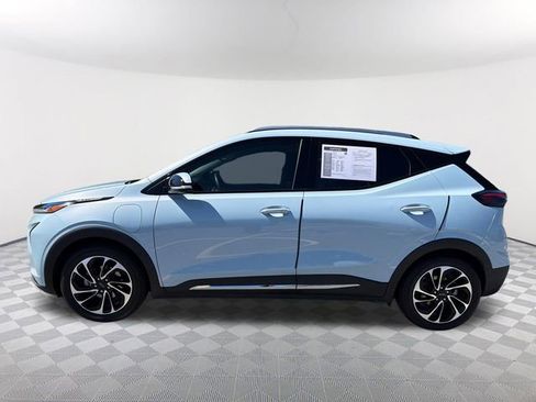 Certified 2023 Chevrolet Bolt EUV Premier w/ Sun & Sound Package image 8