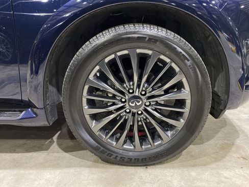 Used 2022 INFINITI QX80 Sensory w/ Cargo Package image 22