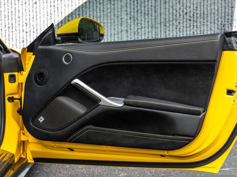 Used 2014 Ferrari F12 Berlinetta RWD image 40