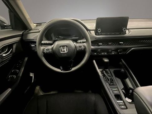 Used 2023 Honda Accord EX image 8