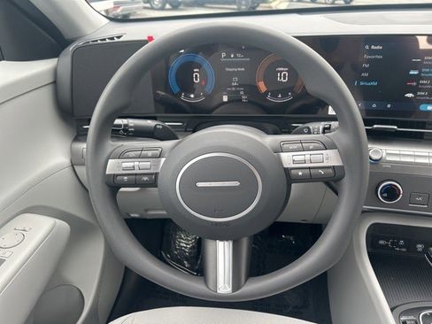 New 2026 Hyundai Kona SE image 18