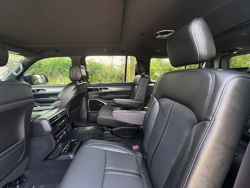 New 2026 Jeep Grand Wagoneer L Limited w/ Premium Group II AWD/4WD image 22