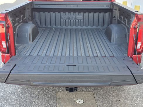 New 2026 GMC Sierra 1500 SLT w/ SLT Premium Package AWD/4WD image 33